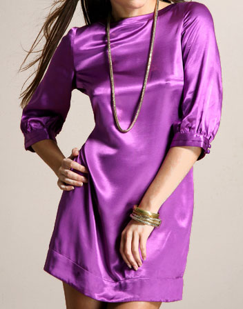 robe violet satiné en location