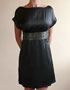 Robe noire mi-longue 100% soie en location